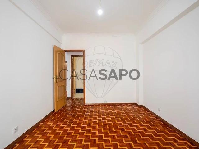 Apartamento alugar em Almada, Cacilhas