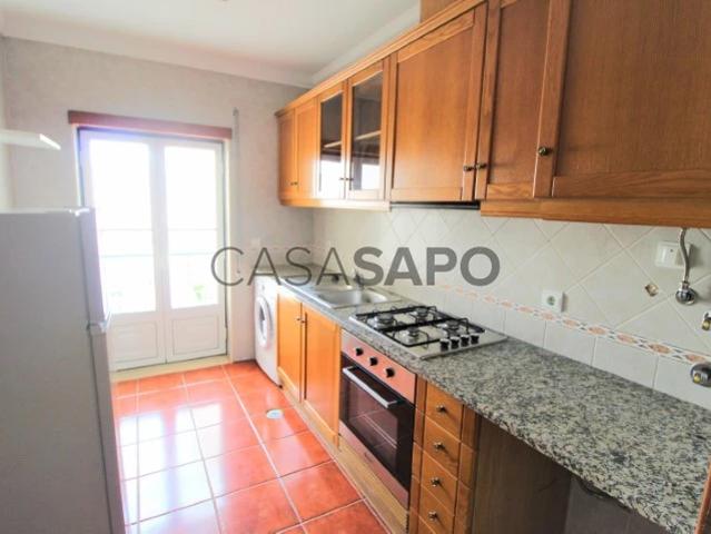 Apartamento alugar em Almoinhas, Leiria
