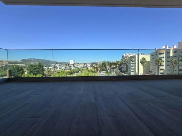 Apartamento alugar em Santiago Dos Velhos, Lisboa