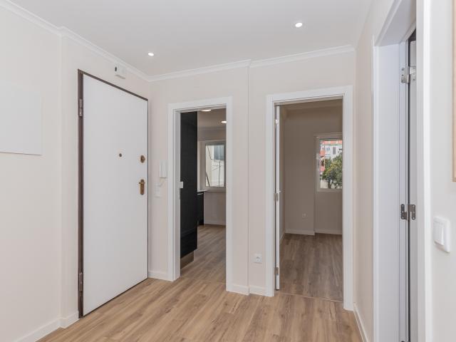 Apartamento alugar em Baixa de Algés, Oeiras