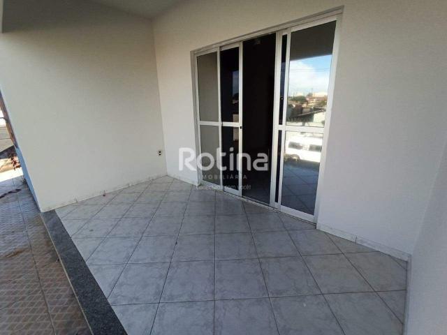 Apartamento aluguel em Parque Granada, Uberlândia