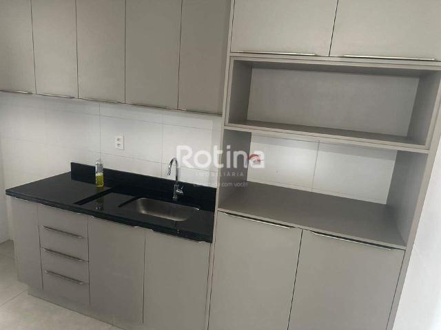 Apartamento aluguel em Novo Mundo, Uberlândia