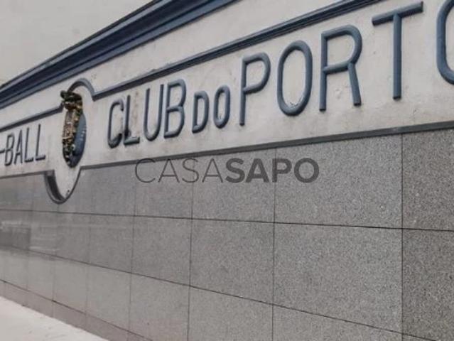 Apartamento alugar em Porto, Leal