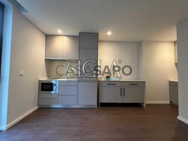Apartamento alugar em Porto, Lordelo Do Ouro