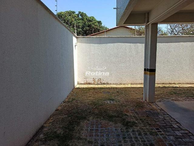 Apartamento aluguel em Região Geográfica Imediata de Uberlândia, Oliveira Fortes