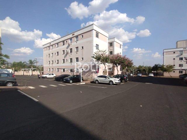Apartamento aluguel em Região Geográfica Imediata de Uberlândia, Oliveira Fortes
