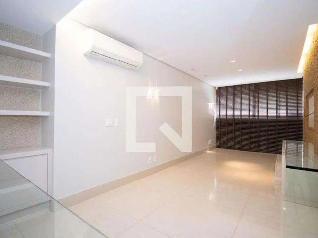 Apartamento aluguel em SQN 213, Plano Piloto