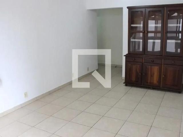 Apartamento aluguel em São Vicente