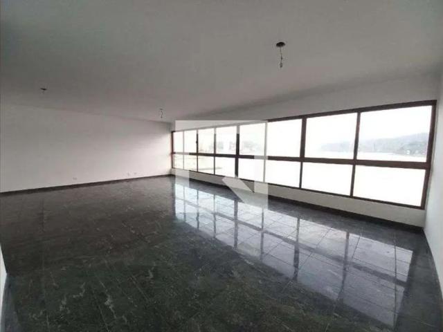 Apartamento aluguel em São Vicente
