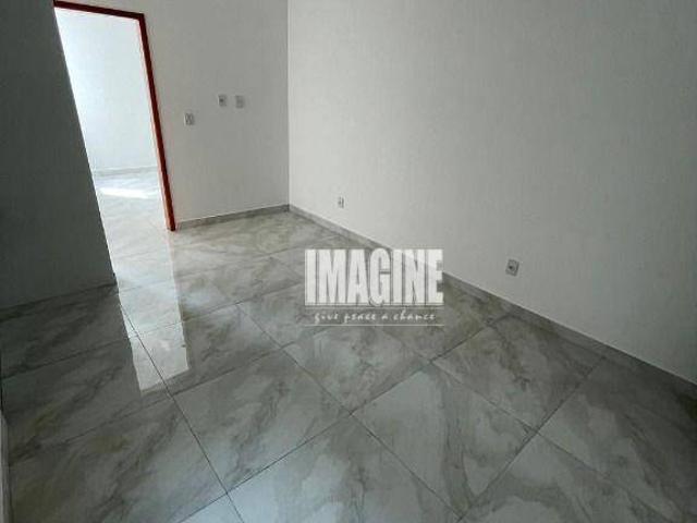 Apartamento aluguel em Região Imediata de São José dos Campos, Região Metropolitana do Vale do Paraíba e Litoral Norte
