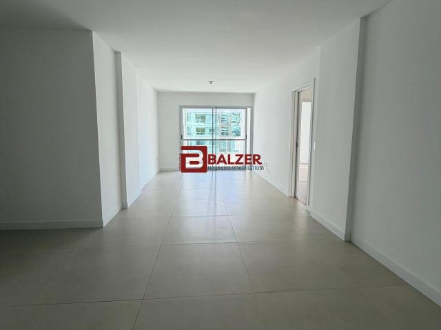 Apartamento aluguel em Região Geográfica Imediata de Florianópolis, Desterro