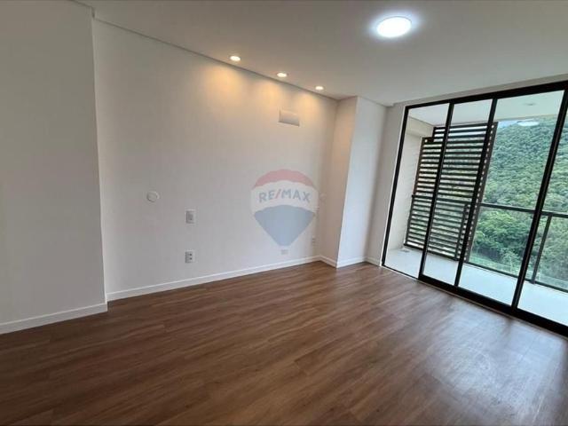 Apartamento aluguel em Região Geográfica Imediata de Petrópolis, Região Metropolitana do Rio de Janeiro