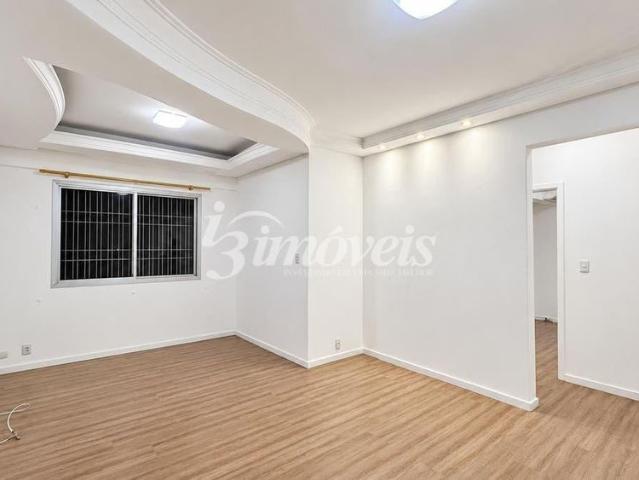 Apartamento aluguel em Centro, Itajaí