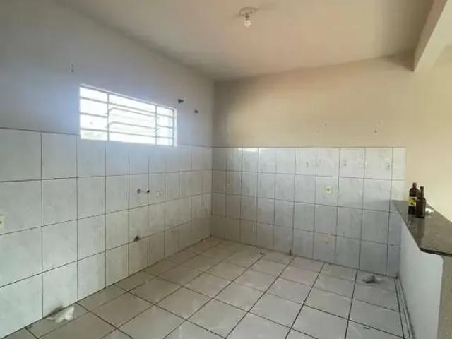 Apartamento aluguel em Arapongas, Região Geográfica Intermediária de Londrina