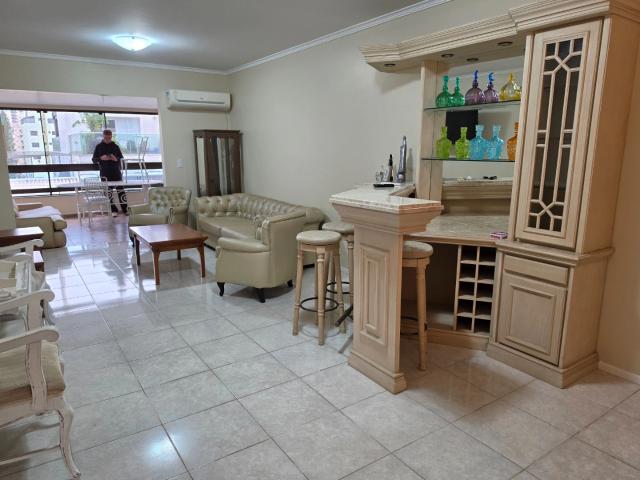 Apartamento aluguel em Centro, Balneário Camboriú