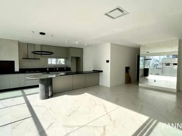 Apartamento aluguel em Região Geográfica Imediata de Itajaí, Balneario Camboriú