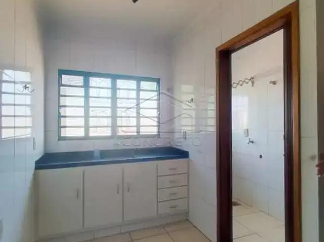 Apartamento aluguel em Região Imediata de Bauru, Bauru