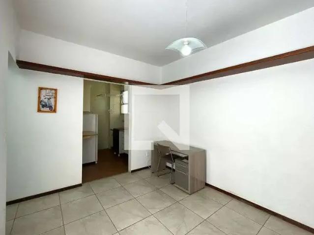 Apartamento aluguel em Regional Centro-Sul, Belo Horizonte