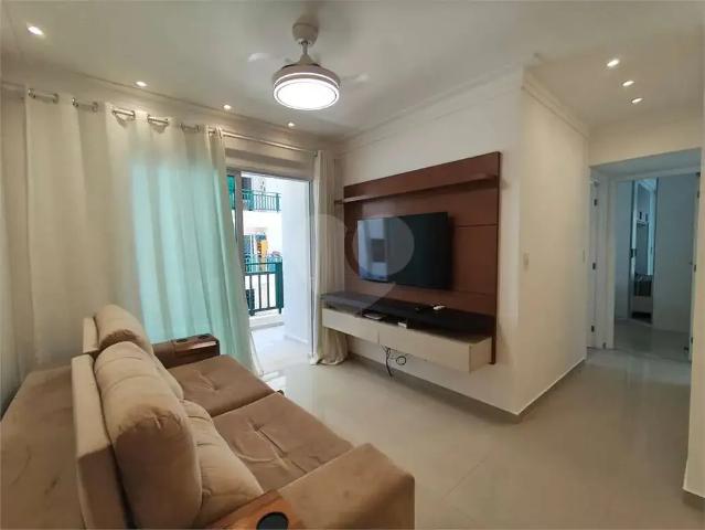 Apartamento aluguel em Região Imediata de Santos, Região Metropolitana da Baixada Santista