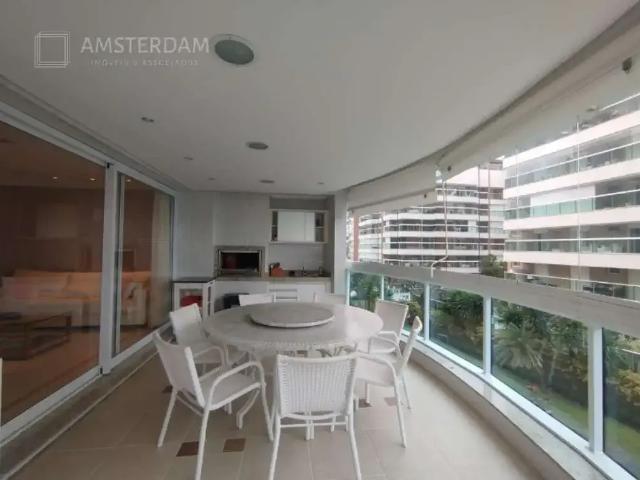Apartamento aluguel em Região Imediata de Santos, Região Metropolitana da Baixada Santista