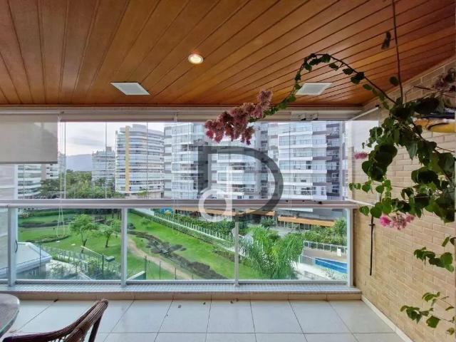 Apartamento aluguel em Região Imediata de Santos, Região Metropolitana da Baixada Santista