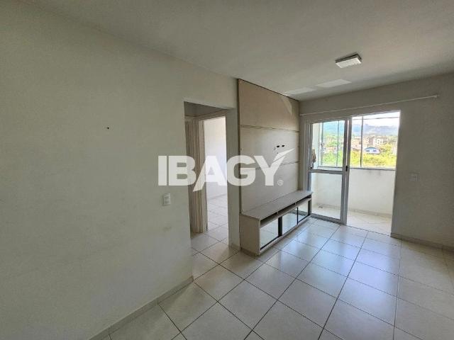 Apartamento aluguel em Fundos, Biguaçu