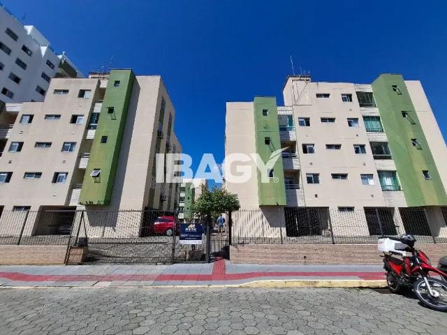 Apartamento aluguel em Região Geográfica Imediata de Florianópolis, Biguaçu