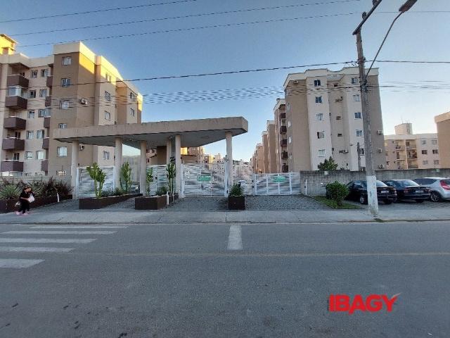 Apartamento aluguel em Região Geográfica Imediata de Florianópolis, Biguaçu