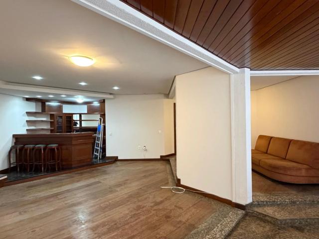 Apartamento aluguel em Jardim Blumenau, Blumenau
