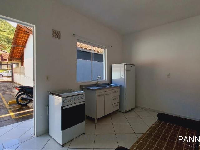 Apartamento aluguel em Lotamento Guaricanas, Blumenau