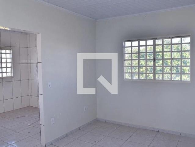 Apartamento aluguel em Setor de Mansões Sudeste, Samambaia