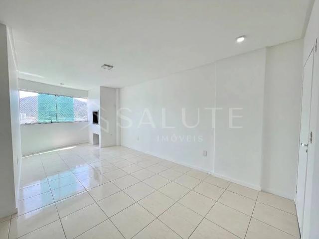 Apartamento aluguel em Monte Alegre, Camboriú