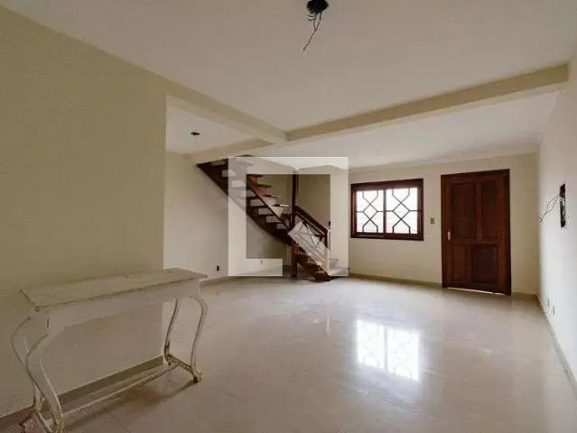 Apartamento aluguel em Região Geográfica Imediata de Porto Alegre, Região Metropolitana de Porto Alegre