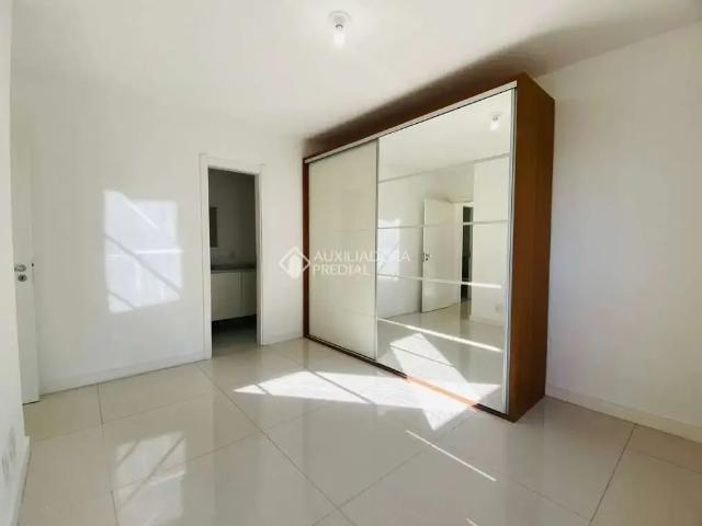Apartamento aluguel em Região Geográfica Imediata de Porto Alegre, Região Metropolitana de Porto Alegre