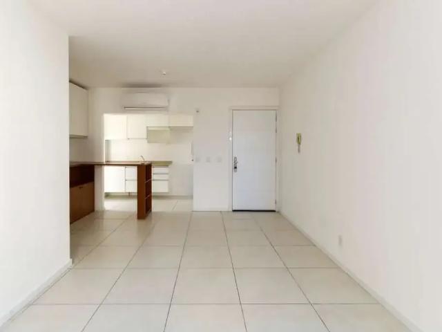 Apartamento aluguel em Região Geográfica Imediata de Porto Alegre, Região Metropolitana de Porto Alegre