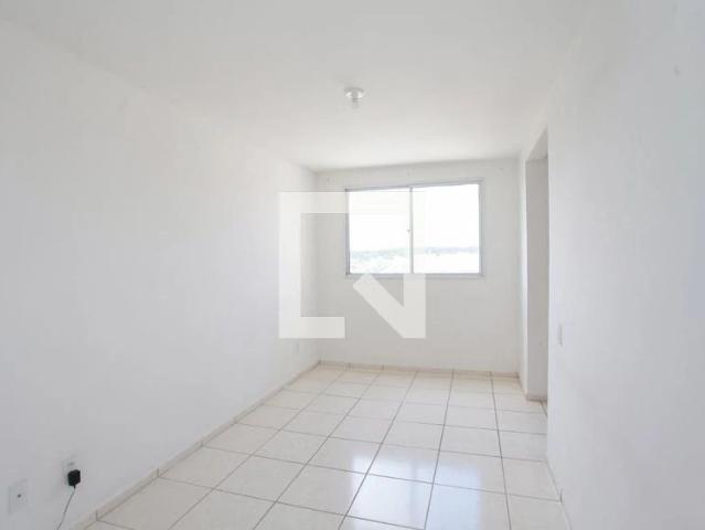 Apartamento aluguel em Chácara Califórnia, Contagem