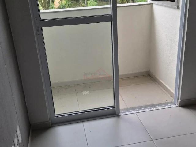 Apartamento aluguel em Criciúma, Região Geográfica Intermediária de Criciúma