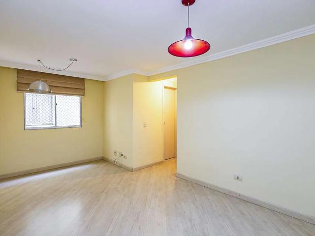 Apartamento aluguel em Cabral, Curitiba