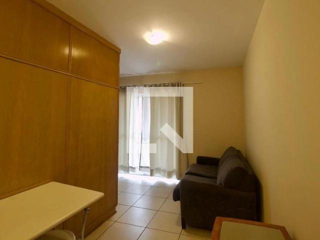 Apartamento aluguel em Centro, Curitiba