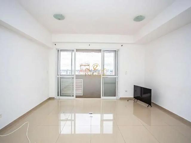 Apartamento aluguel em Centro, Curitiba