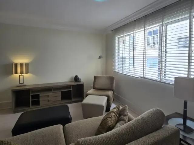 Apartamento aluguel em Hugo Lange, Curitiba