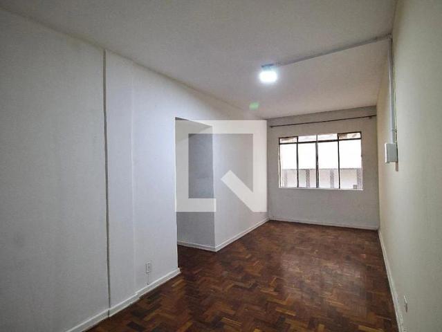 Apartamento aluguel em São Francisco, Curitiba
