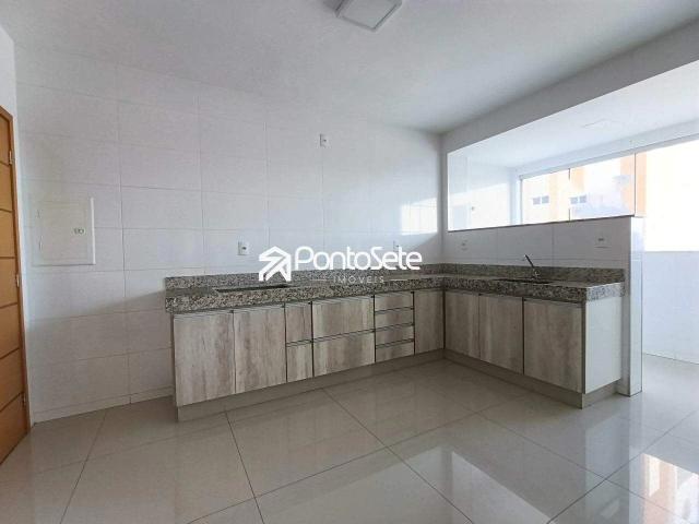 Apartamento aluguel em Divinópolis, Região Geográfica Intermediária de Divinópolis