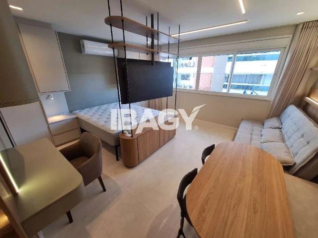 Apartamento aluguel em Morro do Horácio, Florianópolis