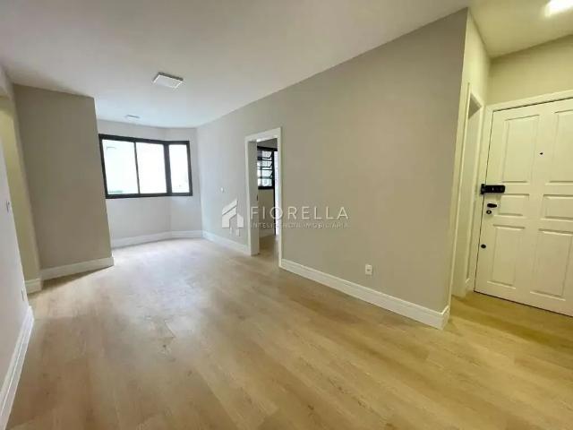 Apartamento aluguel em Região Geográfica Imediata de Florianópolis, Desterro