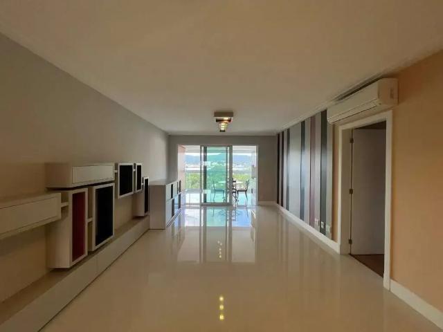 Apartamento aluguel em Região Geográfica Imediata de Florianópolis, Desterro