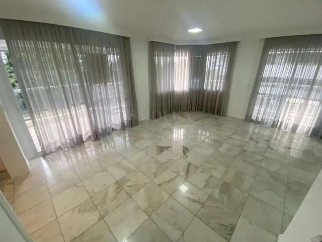 Apartamento aluguel em Região Geográfica Imediata de Florianópolis, Desterro