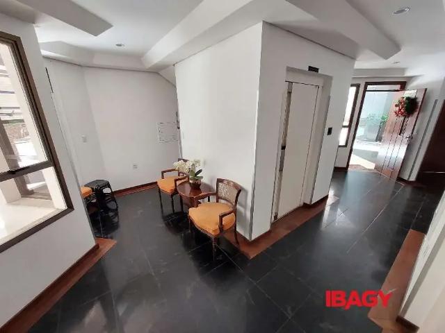 Apartamento aluguel em Região Geográfica Imediata de Florianópolis, Desterro