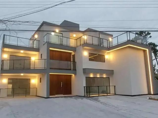 Apartamento aluguel em Região Geográfica Imediata de Florianópolis, Desterro