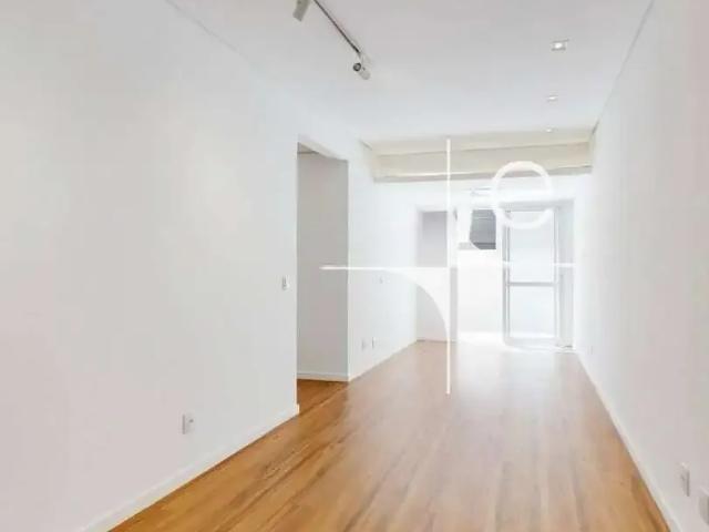 Apartamento aluguel em Região Geográfica Imediata de Florianópolis, Desterro